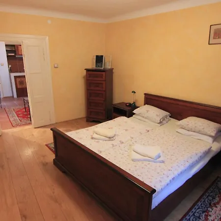 Prokopska In The Heart Of Mala Strana Appartement
